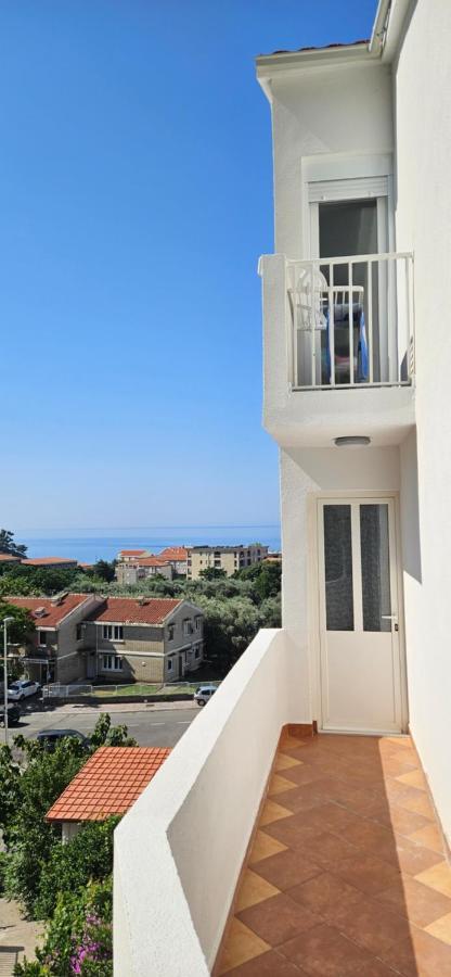 Sea View Apartment Aria Petrovac Exteriör bild