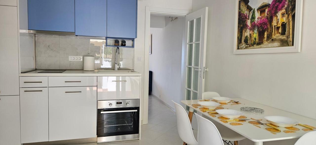 Sea View Apartment Aria Petrovac Exteriör bild